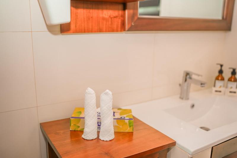 Beach Club Bungalow Induruwa - image 46