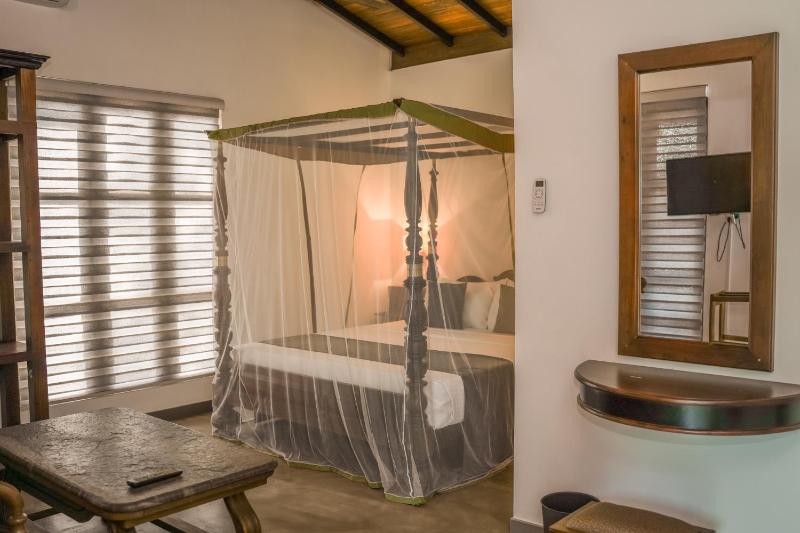Beach Club Bungalow Induruwa - image 3