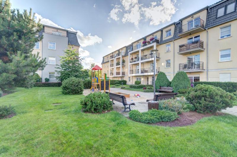 Apartments Parkur Sopot by Noclegi Renters - image 22