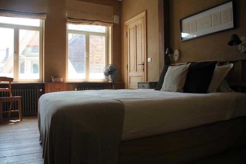 Deluxe Suite image 4
