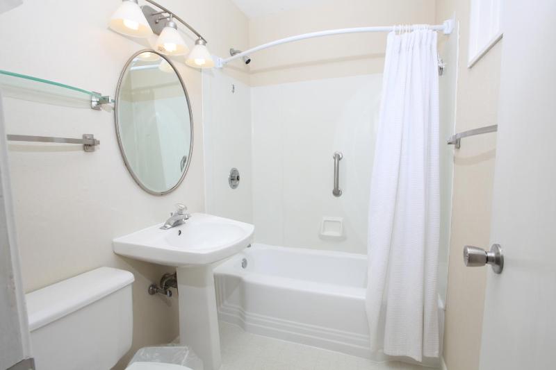 Double Room image 2