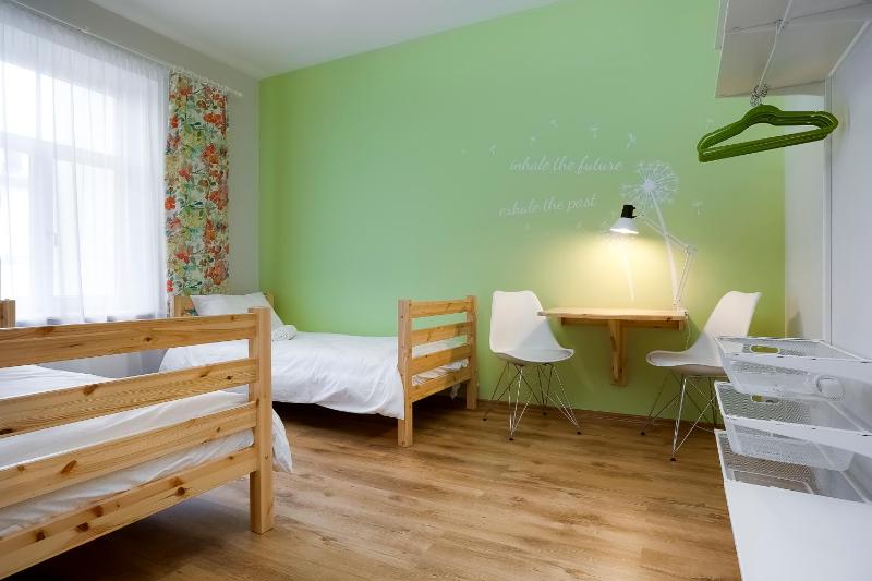 Orange Cat Rooms - image 14