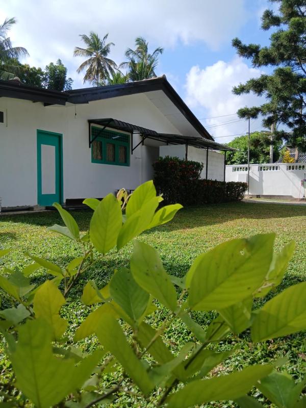 Villa Coleus Tangalle - Private Garden Villa 10 Min to Beach - image 3