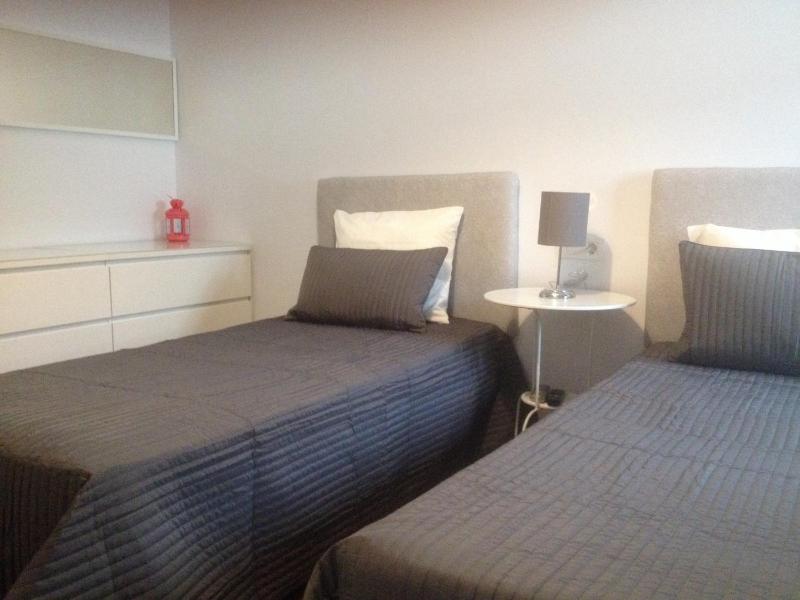 Comfort Twin Room image 4