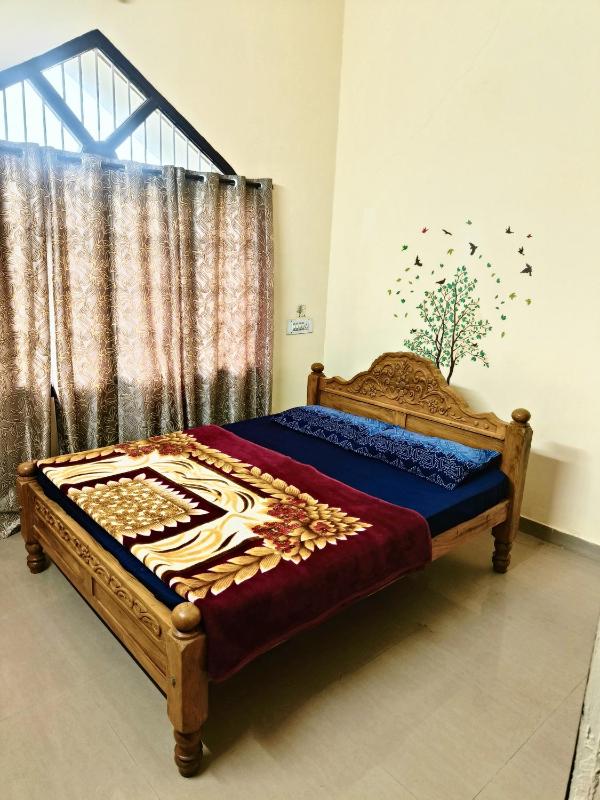 Sunny homestay - image 11