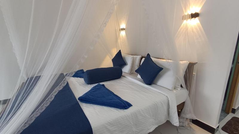 Mountain Manor Homestay - image 50