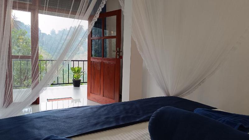 Mountain Manor Homestay - image 6