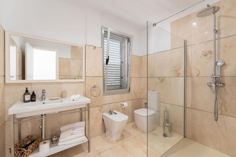 Elle Ocean Villa Gran Canaria Heated pool Wifi BY Kalmacanaria - image 26