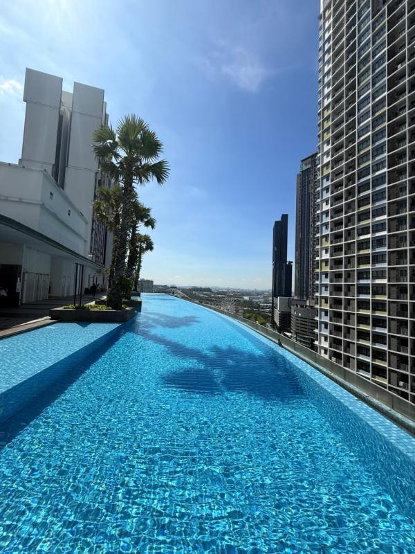Afnaz Homestay i-City Shah Alam - image 13