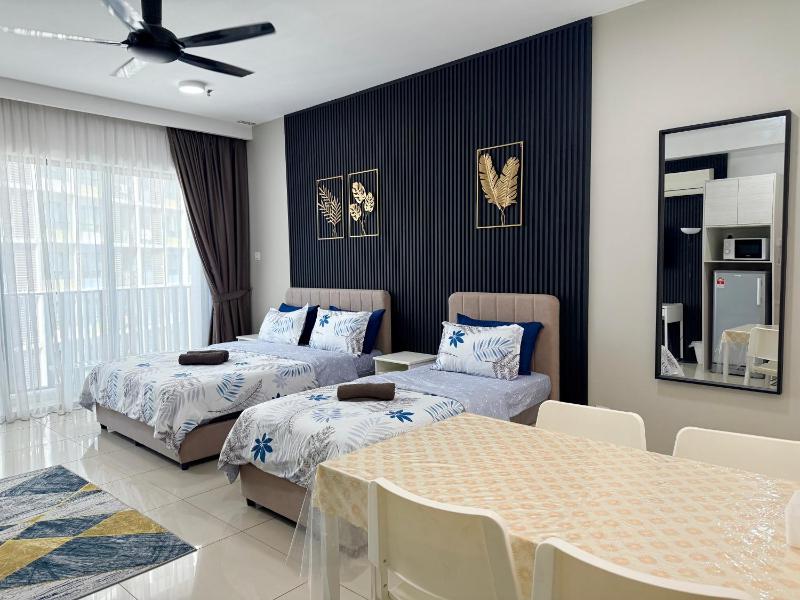 Afnaz Homestay i-City Shah Alam - image 4