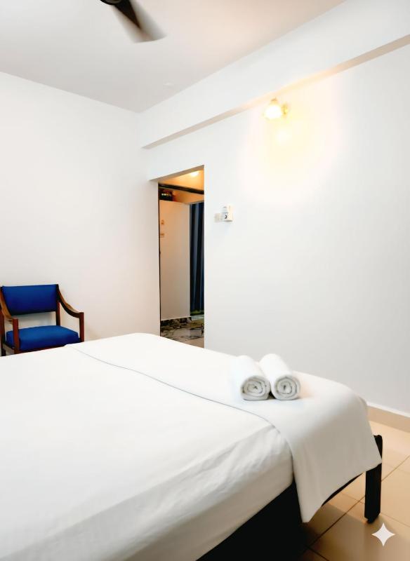 Shradha luxury room - image 36
