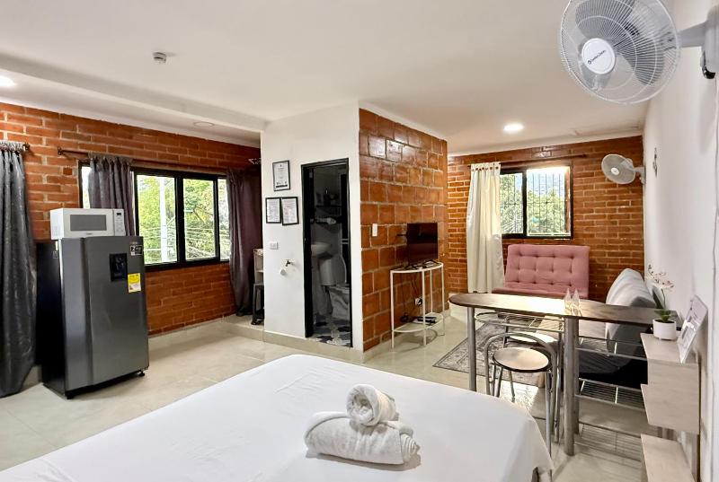 Apartamentos cerca a canchas Panamericanas Barrio Olimpico - Luxury Apartments - image 14