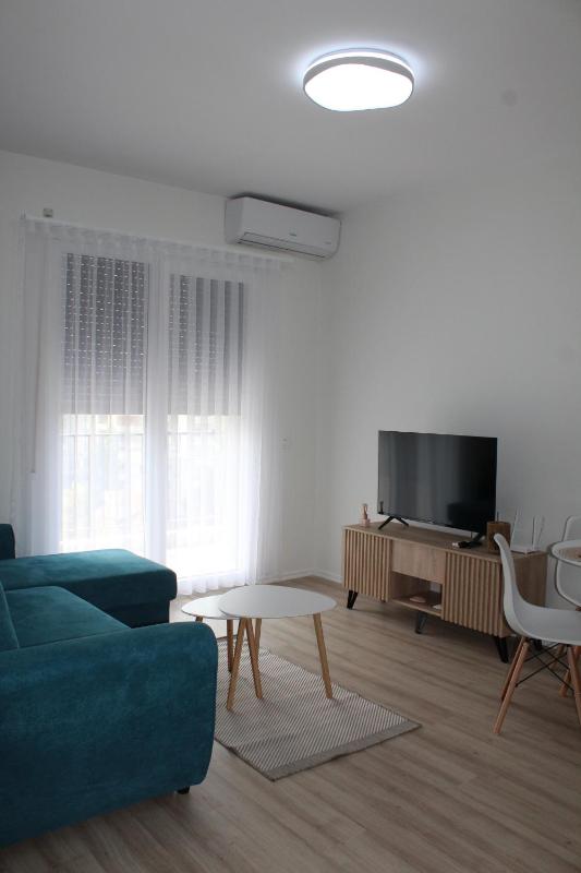 Maris Apartment - image 8