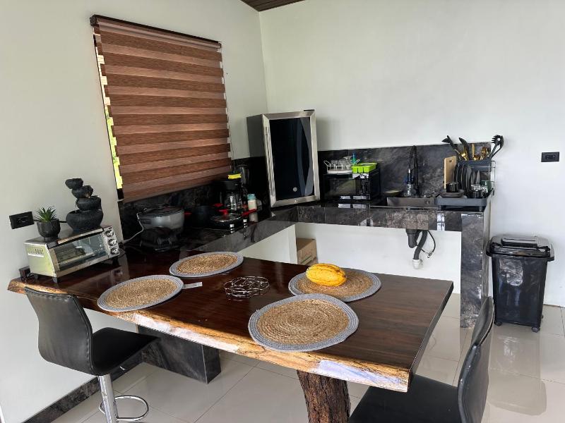 Tree of Heaven Lodge - image 5