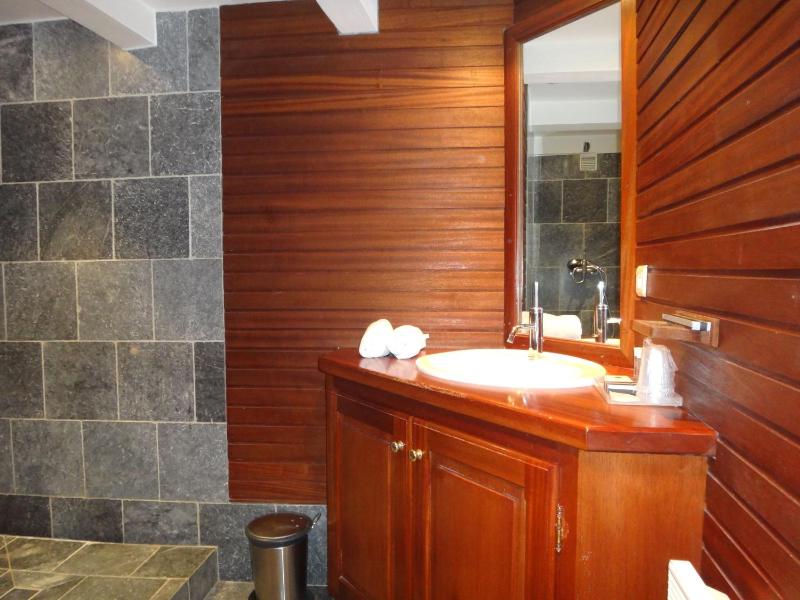 Duplex Room image 3