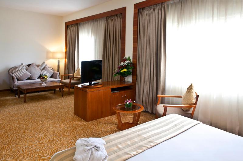 Junior Suite image 3