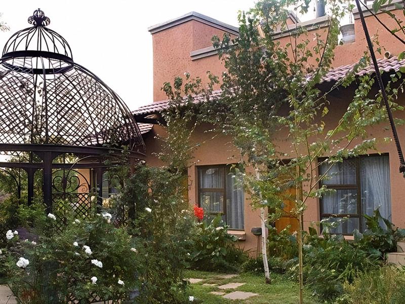 Schoongezich Guesthouse - image 2