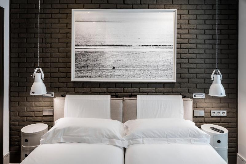 Midtown Apartments - image 5