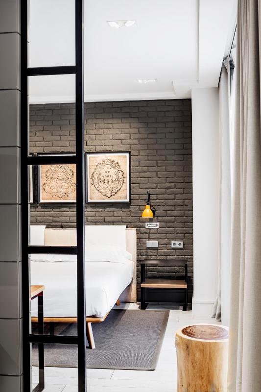 One-Bedroom Apartment (2 Adults) image 4