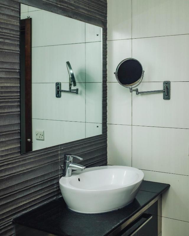 Swaleh apartment - image 13