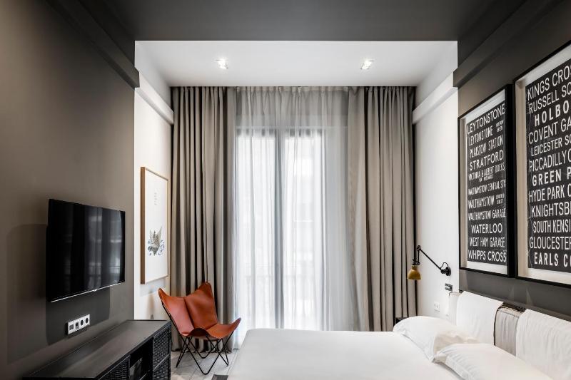 Midtown Apartments - image 2