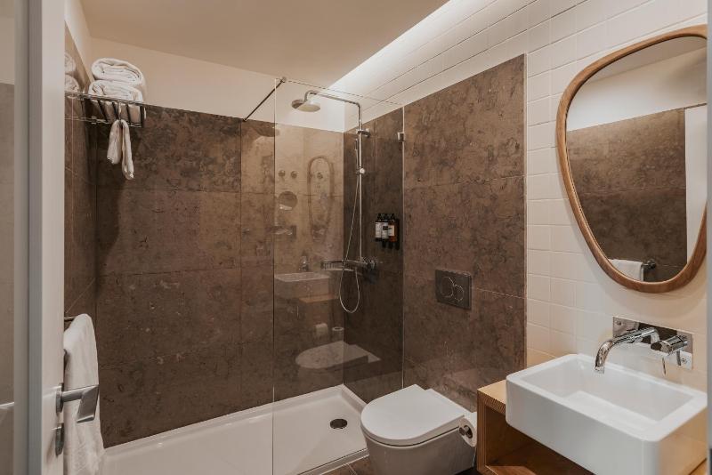 Vincci Baixa Suites Apartments - image 6