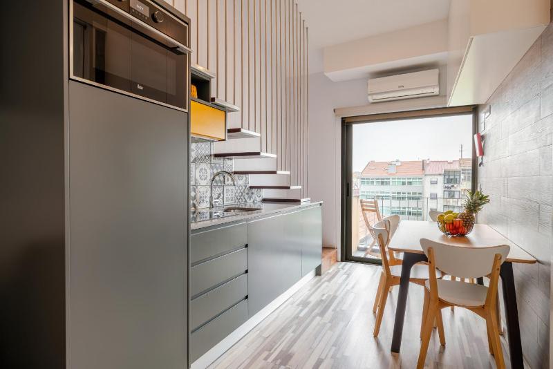 Host Wise - Amadeo Apartments - image 12
