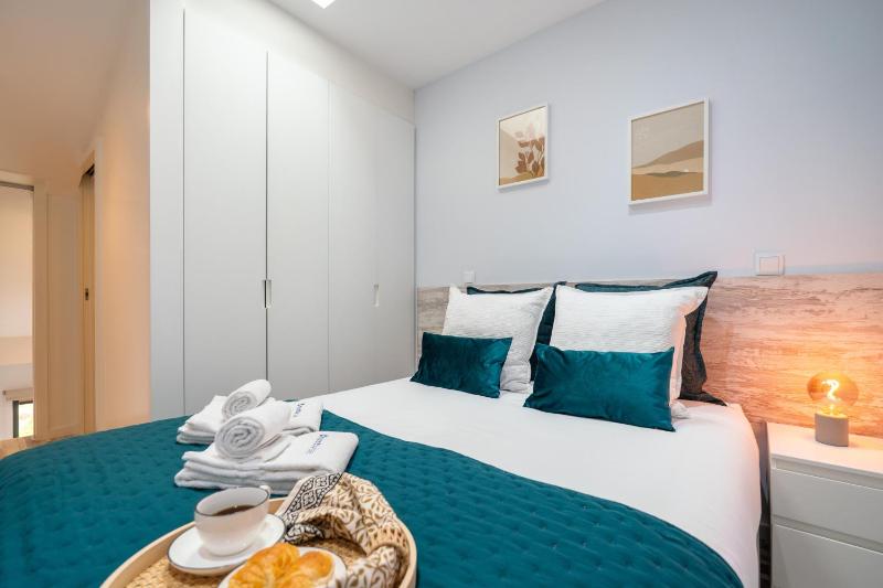 Host Wise - Amadeo Apartments - image 35
