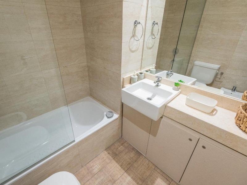 Apartment Laprida and Paraguay III by For Rent Argentina - image 12