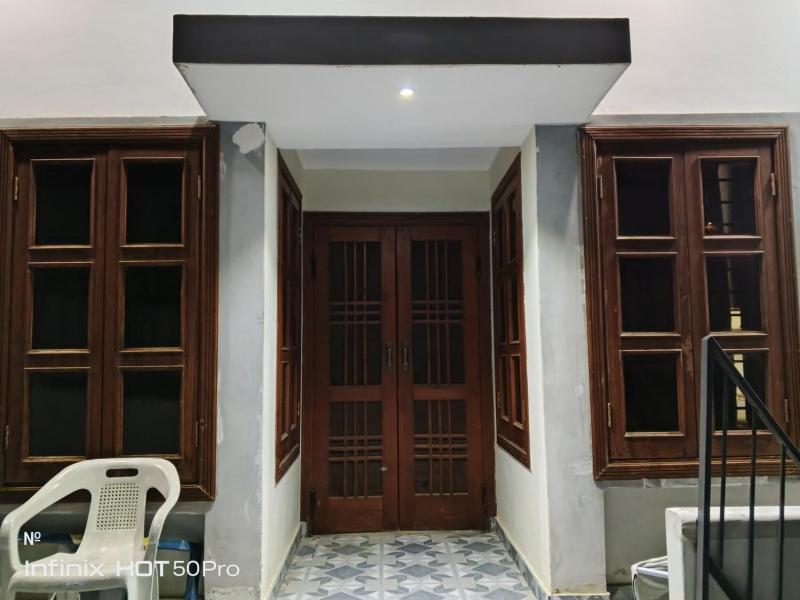 Street 7 Apartment - image 3