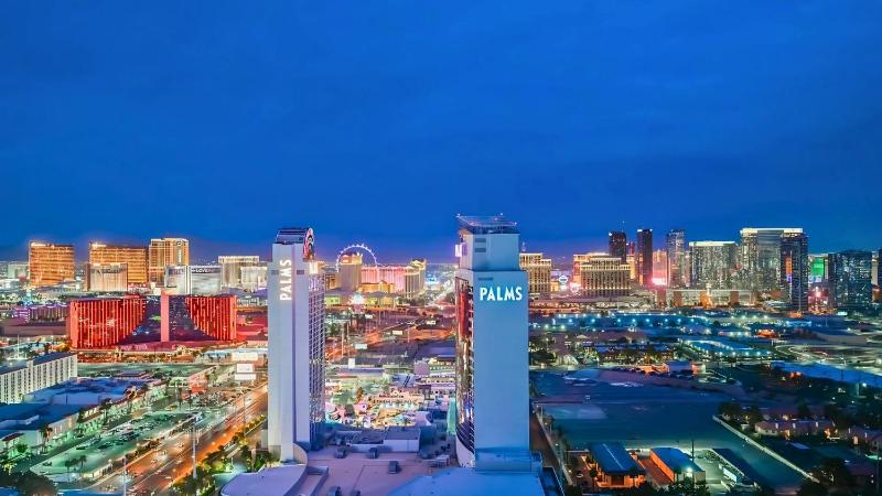 StripSuite Palms Place BALCONY HotelResort & Casino - NO RESORT FEE - image 2