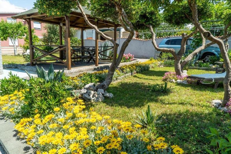 Villa Jelena Vir near beach - image 6