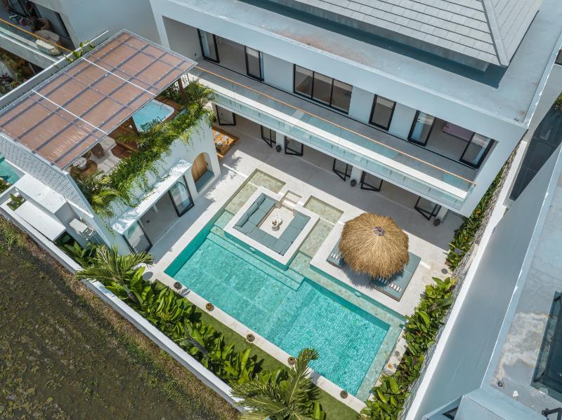 Bimini - Luxury 4BR Private Pool Villa in Canggu with Jacuzzi - image 40