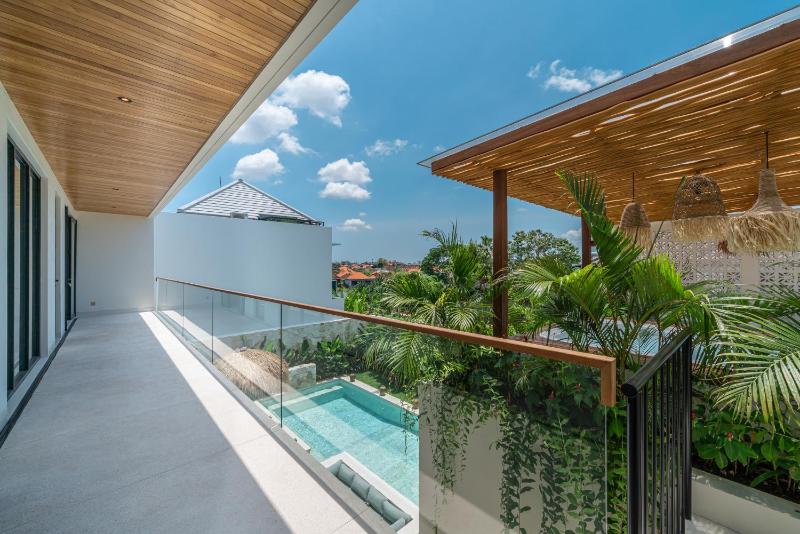 Bimini - Luxury 4BR Private Pool Villa in Canggu with Jacuzzi - image 24