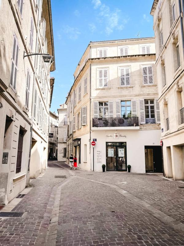 Charming apartment in the city center - image 2