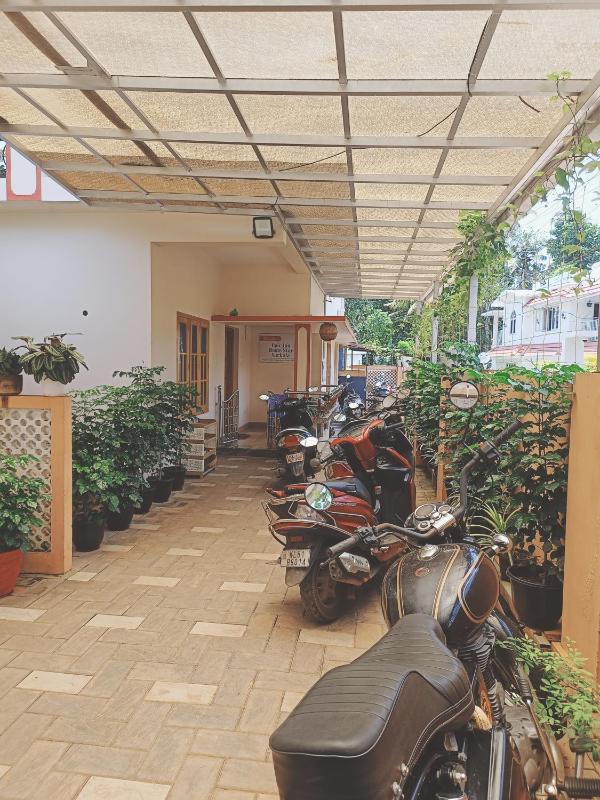 Epic inn villa 3 bhk with kitchen Varkala cliff - image 35