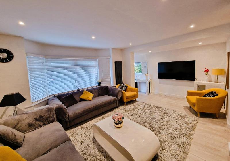 Luxurious Home in Chester a Beautiful Sanctuary - image 19