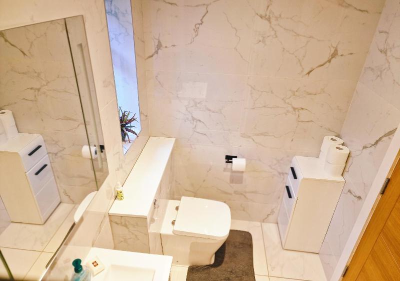 Luxurious Home in Chester a Beautiful Sanctuary - image 22