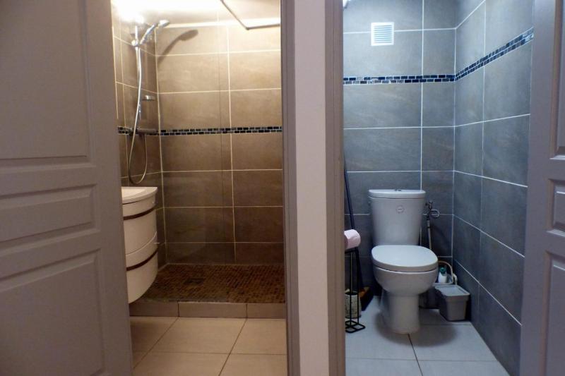 Nice apartment with pool - near the beach - image 16