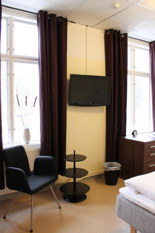 Double Room with Shared Bathroom image 2