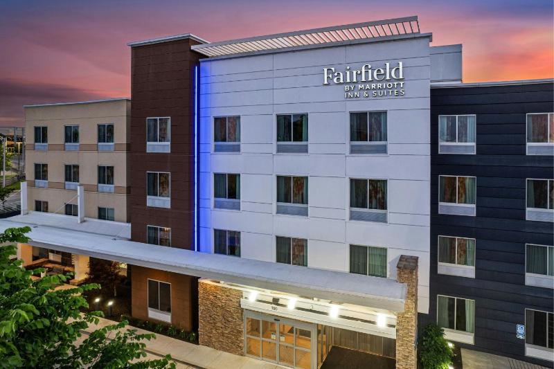 Fairfield Inn & Suites by Marriott Nashville MetroCenter - image 8