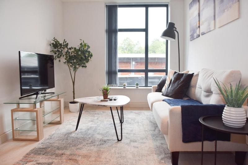 Modern Flat - Leeds City Centre - image 19