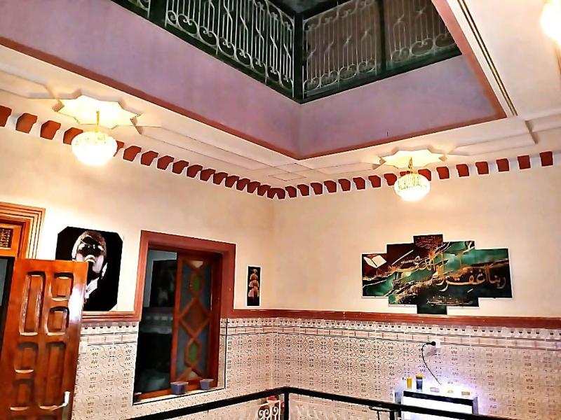 entier place riad with 4 rooms - image 1
