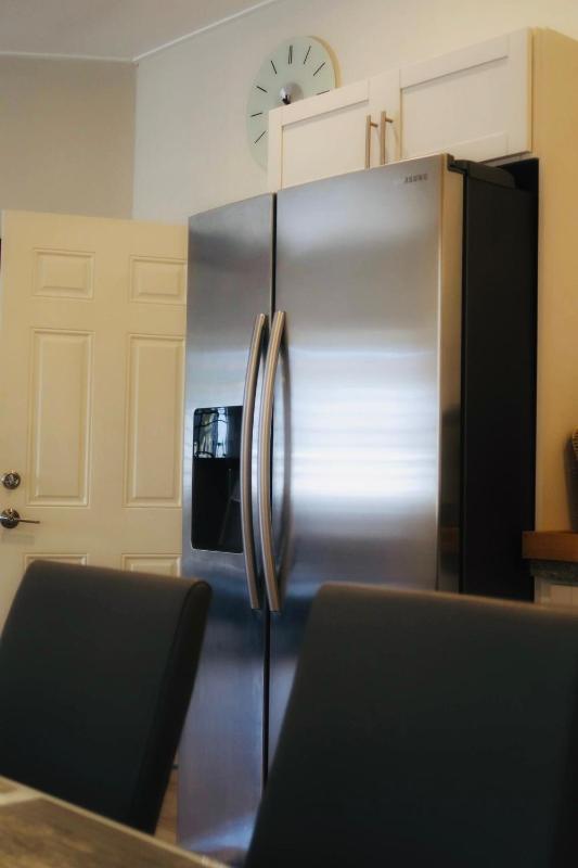 LUMA RESIDENCES - Premium Cozy 3-Bedroom Stay - image 7