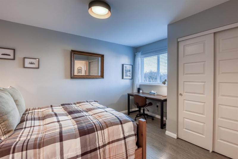 Pacific Peeks 2 - Oceanview Pet Friendly Retreat with EV Charging fee - image 44