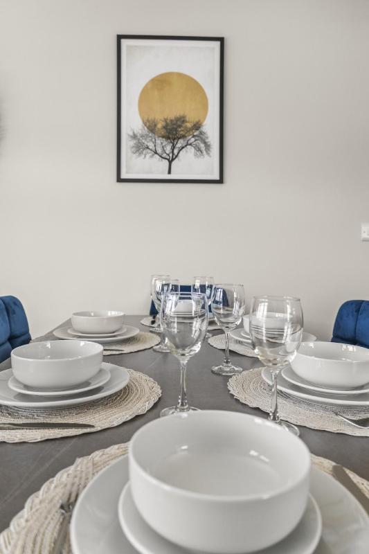 Buzzing Brighton Apartment 6 By My Getaways - image 3