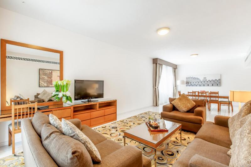 Two-Bedroom Apartment - Deluxe - Golden Sands 10 image 1