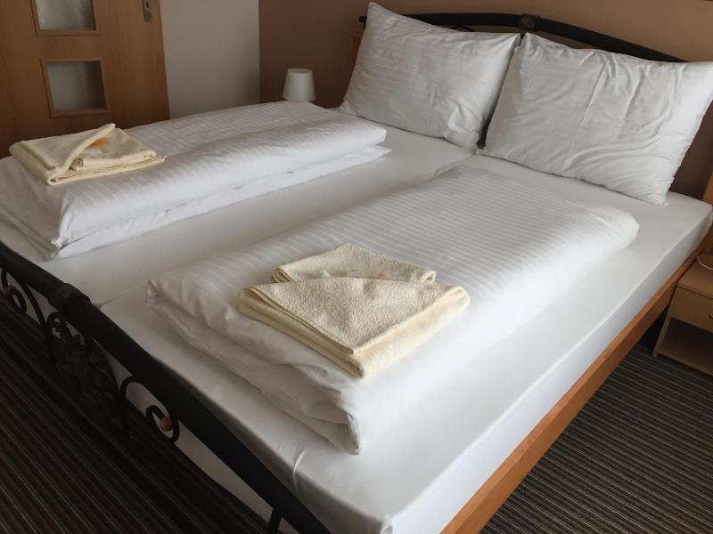Two-Bedroom Suite image 3