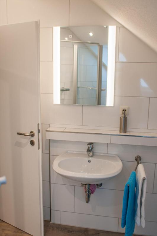 Apartment with Balcony image 3