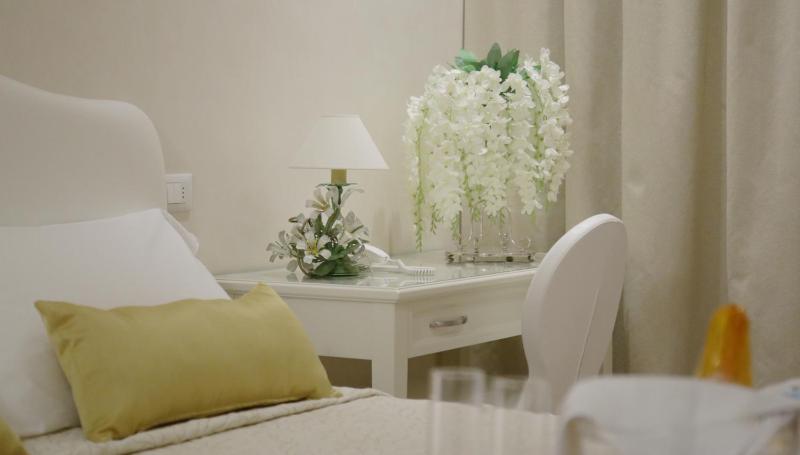 Superior Double Room image 4